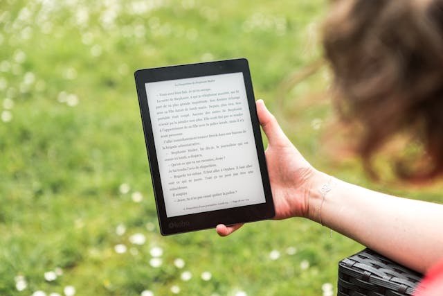 Amazon Kindle Oasis 3 - czy jest warty swojej ceny?