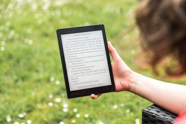 Najlepszy czytnik ebook - opinie 2025 i ranking czytników